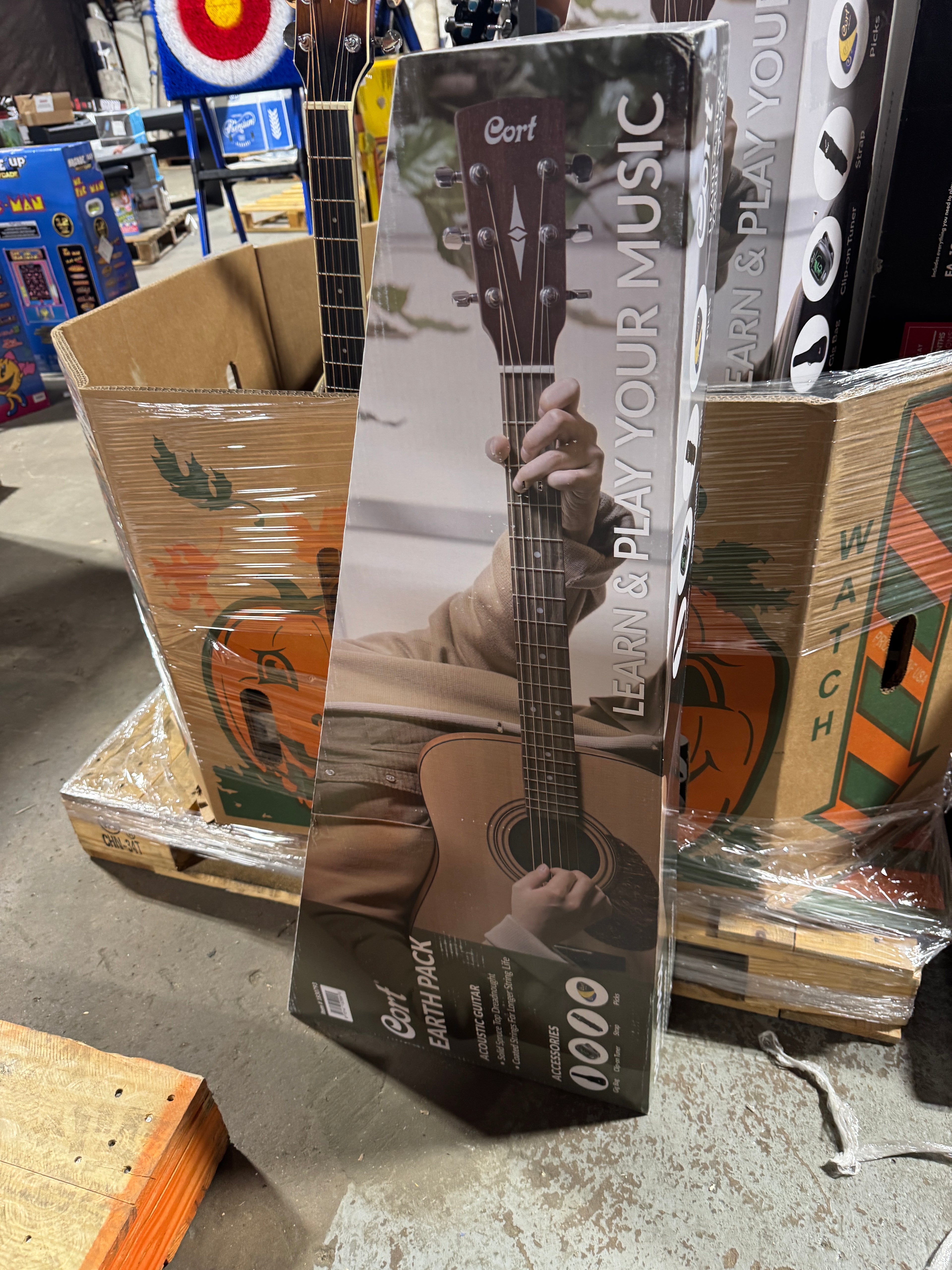 Cort Earth Pack Acoustic Guitar