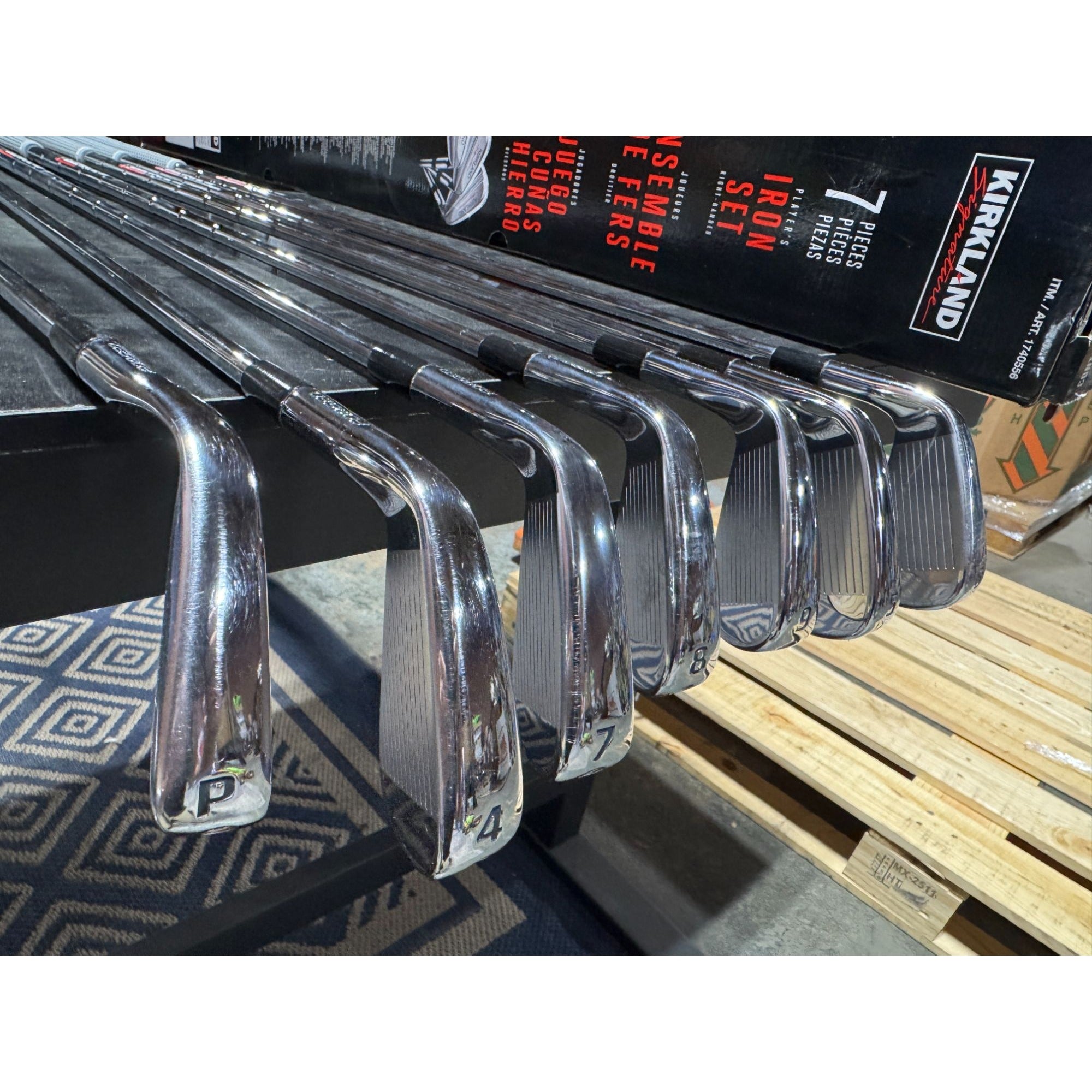 Kirkland Signature 7-Piece Golf Iron Set Steel Shafts & Grey Grips - Used Like New