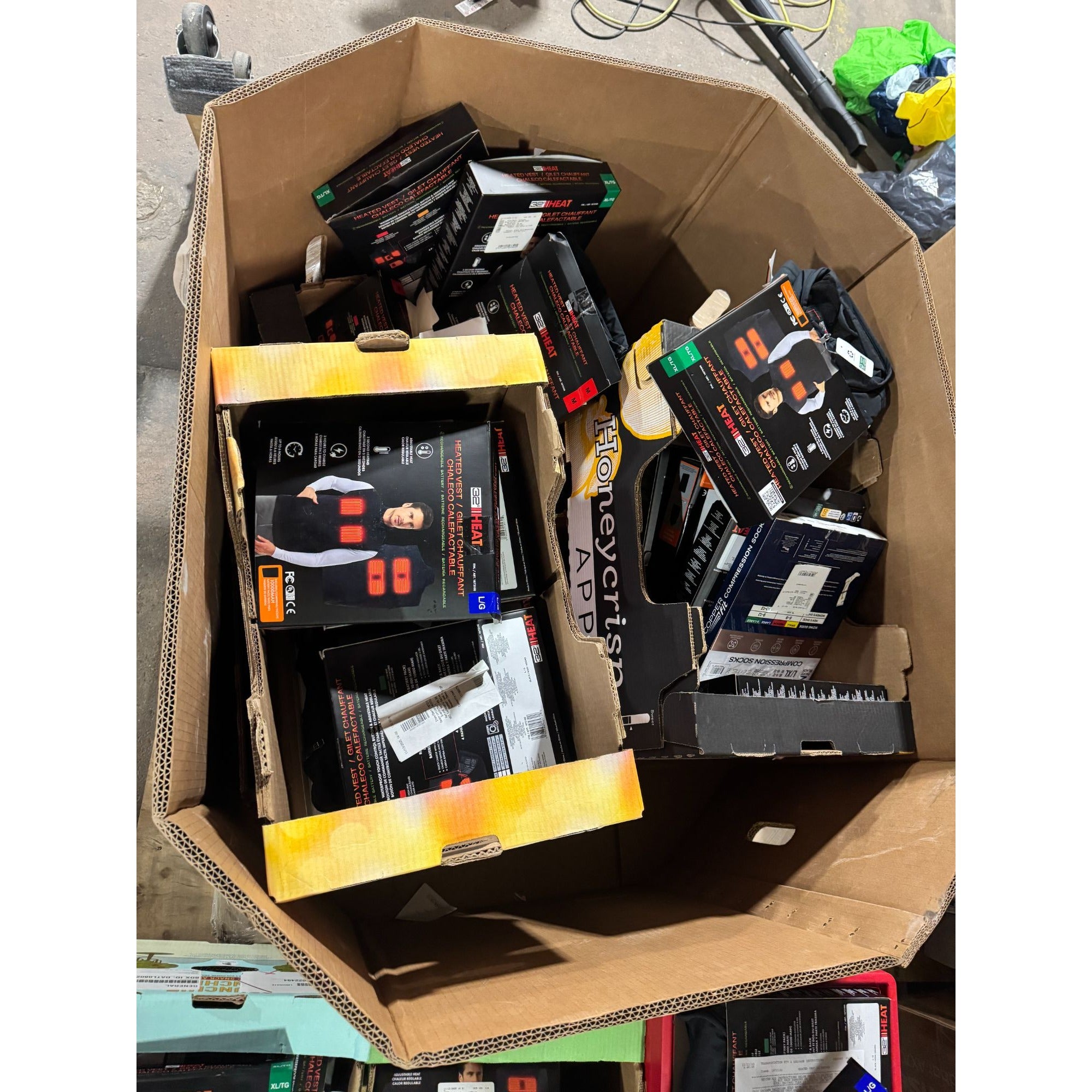 32 Degrees Heated Vest Rechargeable Adjustable Temperature Black Sizes M L XL