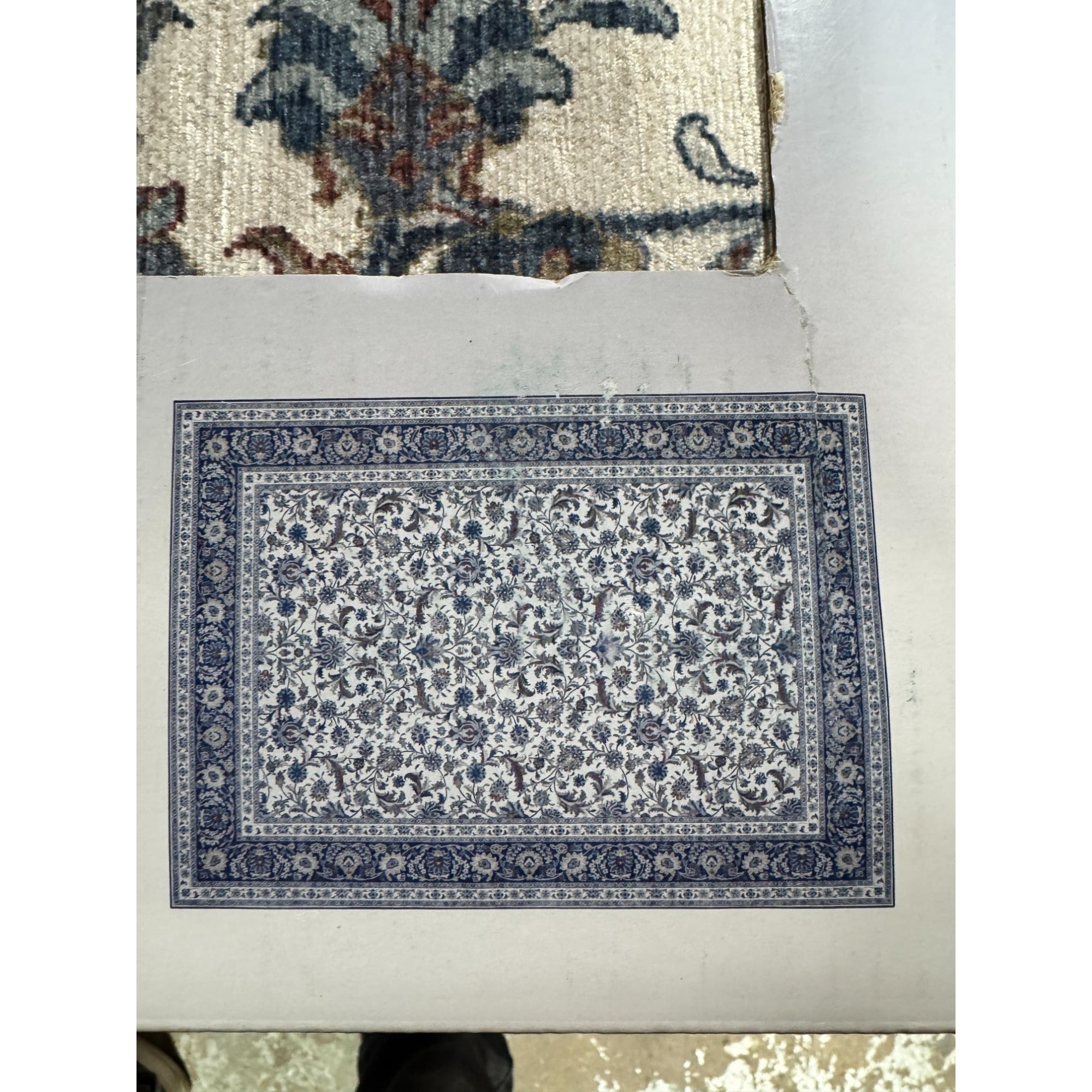 Machine Washable Wyatt & Ash Area Rug 5ft 3in X 7ft 5in Wrinkle-Resistant Built-In Pad Floral Design